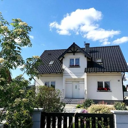 E&S_ Apartament Milicz Eksteriør billede